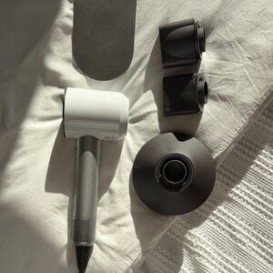 Dyson Supersonic Hair Dryer with Diffuser